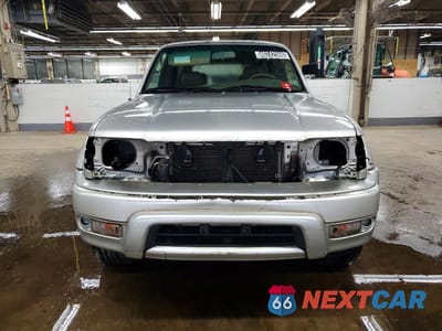 Piąte zdjęcie samochodu w środku: 2002 TOYOTA 4RUNNER LIMITED VIN:JT3HN87R120371294 - miniatura