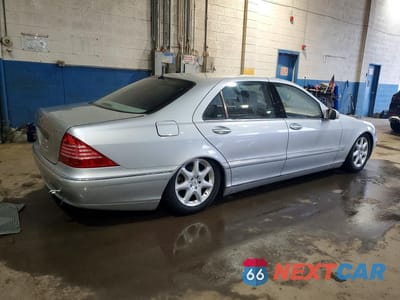 Trzecie zdjęcie samochodu z tyłu: 2003 MERCEDES-BENZ S 500 4MATIC VIN:WDBNG84JX3A362496 - miniatura