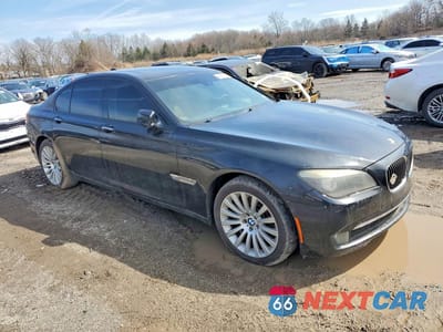 Czwarte zdjęcie samochodu z boku: 2012 BMW 750 XI VIN:WBAKC6C59CC395693 - miniatura