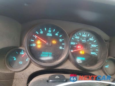 Zdjęcie 9 z 11 samochodu: 2011 CHEVROLET SILVERADO C1500 VIN:1GCNCPE04BZ303943 - miniatura