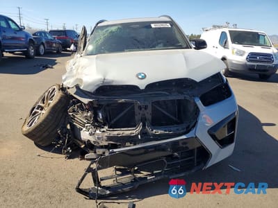 Piąte zdjęcie samochodu w środku: 2024 BMW X5 M COMPETITION VIN:5YM13ET08R9T70651 - miniatura
