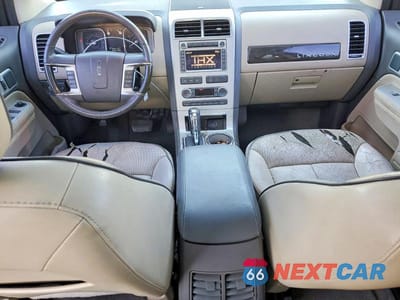Zdjęcie 8 z 13 samochodu: 2008 LINCOLN MKX VIN:2LMDU68C18BJ17331 - miniatura