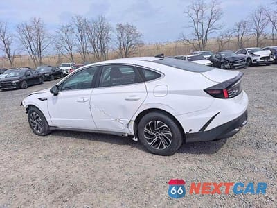 Drugie zdjęcie samochodu z przodu: 2026 HYUNDAI SONATA HYBRID BLUE VIN:KMHL24JJ2TA141684 - miniatura