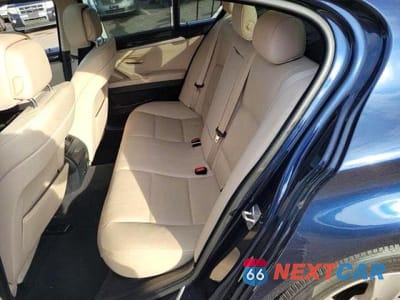 Zdjęcie 6 z 10 samochodu: 2011 BMW 528 I VIN:WBAFR1C50BC744595 - miniatura