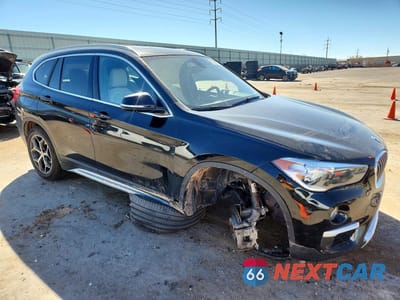 Czwarte zdjęcie samochodu z boku: 2018 BMW X1 XDRIVE28I VIN:WBXHT3C3XJ5L27966 - miniatura