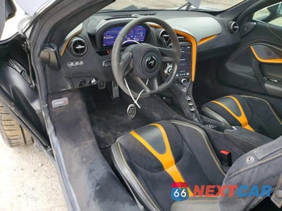 Zdjęcie 8 z 13 samochodu: 2020 MCLAREN 720S VIN:SBM14FCA2LW004138 - miniatura