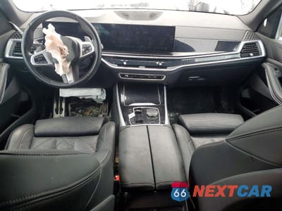 Zdjęcie 8 z 12 samochodu: 2024 BMW X5 VIN:5UX23EU00R9S63300 - miniatura