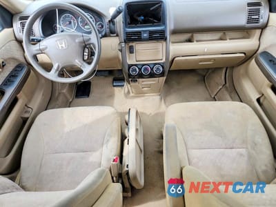 Zdjęcie 8 z 12 samochodu: 2005 HONDA CR-V LX VIN:JHLRD68505C016738 - miniatura
