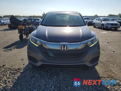 Piąte zdjęcie samochodu w środku: 2022 HONDA HR-V LX VIN:3CZRU6H33NM748317 - miniatura