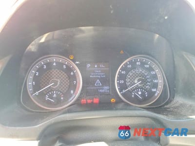 Zdjęcie 9 z 12 samochodu: 2019 HYUNDAI ELANTRA SEL VIN:5NPD84LF1KH403833 - miniatura