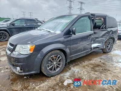 2017 DODGE GRAND CARAVAN SXT 2C4RDGCG6HR808478 - główne zdjęcie licytacji z USA - miniatura