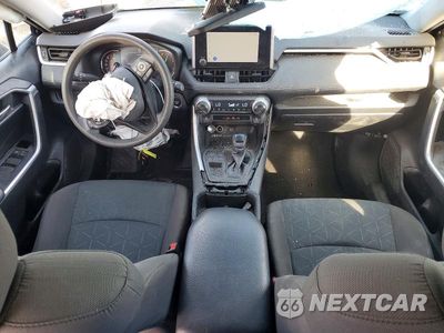 Zdjęcie 8 z 13 samochodu: 2023 TOYOTA RAV4 XLE VIN:2T3W1RFV8PW246489 - miniatura