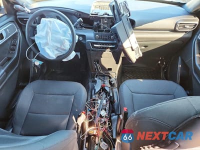 Zdjęcie 8 z 13 samochodu: 2023 FORD EXPLORER POLICE INTERCEPTOR VIN:1FM5K8AB8PGB13027 - miniatura