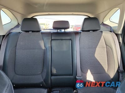 Zdjęcie 10 z 13 samochodu: 2021 KIA SELTOS S VIN:KNDEUCAA1M7226449 - miniatura