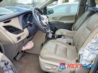 Zdjęcie 7 z 12 samochodu: 2019 TOYOTA SIENNA XLE PREMIUM 7-PASSENGER VIN:5TDDZ3DC8KS209967 - miniatura
