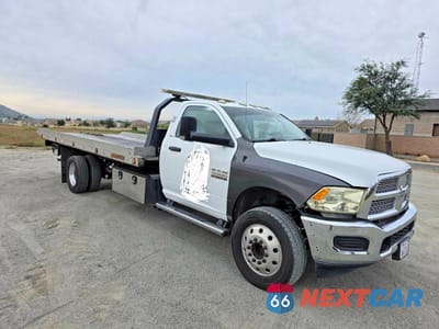 2017 RAM 5500 TRUCKS TOW TRUCK 3C7WRNDL6HG680711 - główne zdjęcie licytacji z USA - miniatura