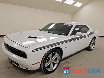 2015 DODGE CHALLENGER SXT 2C3CDZAT1FH702660 - główne zdjęcie licytacji z USA - miniatura