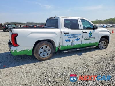 Trzecie zdjęcie samochodu z tyłu: 2025 TOYOTA TUNDRA SR VIN:5TFKB5DB9SX252254 - miniatura