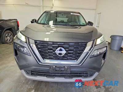 Piąte zdjęcie samochodu w środku: 2023 NISSAN ROGUE S VIN:5N1BT3AA3PC871570 - miniatura
