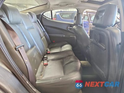 Zdjęcie 10 z 13 samochodu: 2004 PONTIAC GRAND PRIX GTP VIN:2G2WR524341359032 - miniatura