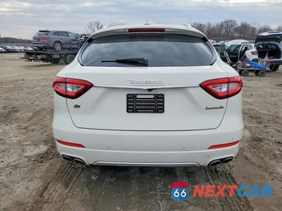Zdjęcie 6 z 13 samochodu: 2020 MASERATI LEVANTE LUXURY VIN:ZN661XUL6LX349257 - miniatura