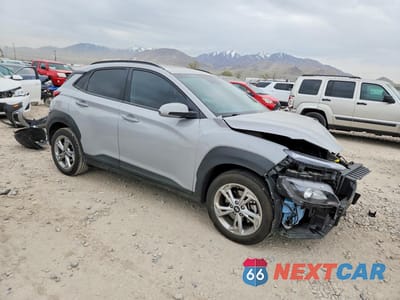 Czwarte zdjęcie samochodu z boku: 2023 HYUNDAI KONA SEL VIN:KM8K3CAB5PU050148 - miniatura