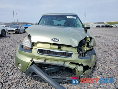 Piąte zdjęcie samochodu w środku: 2011 KIA SOUL + VIN:KNDJT2A26B7221989 - miniatura