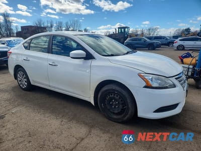 Czwarte zdjęcie samochodu z boku: 2015 NISSAN SENTRA S VIN:3N1AB7AP4FY244903 - miniatura