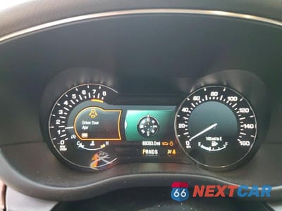 Zdjęcie 9 z 12 samochodu: 2018 LINCOLN MKC SELECT VIN:5LMCJ2C94JUL19369 - miniatura