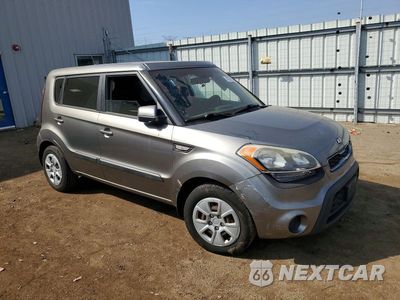 Czwarte zdjęcie samochodu z boku: 2013 KIA SOUL BASE VIN:KNDJT2A57D7628457 - miniatura