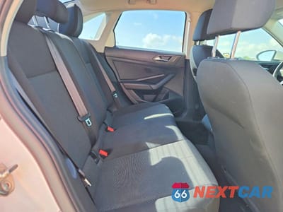 Zdjęcie 10 z 11 samochodu: 2019 VOLKSWAGEN JETTA S VIN:3VWCB7BU0KM203659 - miniatura