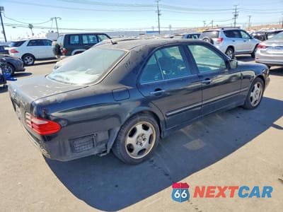 Trzecie zdjęcie samochodu z tyłu: 2002 MERCEDES-BENZ E 430 VIN:WDBJF70J12B404953 - miniatura