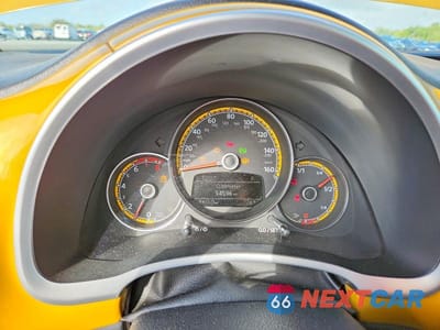 Zdjęcie 9 z 13 samochodu: 2017 VOLKSWAGEN BEETLE DUNE VIN:3VWT17AT7HM808797 - miniatura