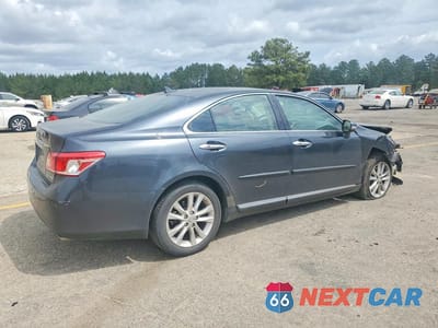 Trzecie zdjęcie samochodu z tyłu: 2011 LEXUS ES 350 BASE VIN:JTHBK1EG8B2427494 - miniatura