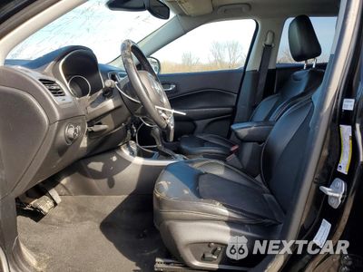 Zdjęcie 7 z 13 samochodu: 2018 JEEP COMPASS LATITUDE VIN:3C4NJCBB7JT304658 - miniatura