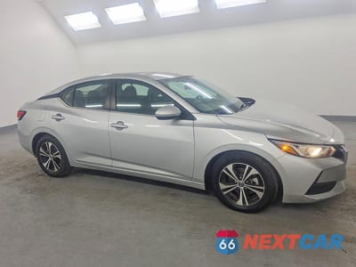 Czwarte zdjęcie samochodu z boku: 2021 NISSAN SENTRA SV VIN:3N1AB8CV1MY310578 - miniatura
