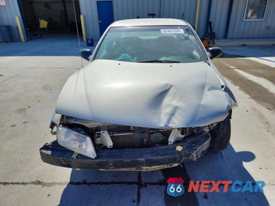 Piąte zdjęcie samochodu w środku: 1997 NISSAN SENTRA BASE VIN:1N4AB41D3VC735588 - miniatura