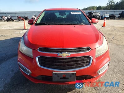 Piąte zdjęcie samochodu w środku: 2015 CHEVROLET CRUZE LT VIN:1G1PC5SB0F7155738 - miniatura