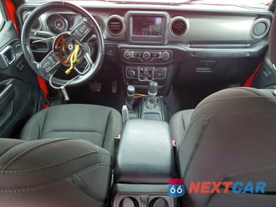 Zdjęcie 8 z 13 samochodu: 2020 JEEP GLADIATOR SPORT VIN:1C6HJTAG2LL160338 - miniatura