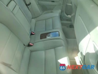 Zdjęcie 10 z 12 samochodu: 2013 MERCEDES-BENZ E 350 VIN:WDDKK5KF9DF183487 - miniatura