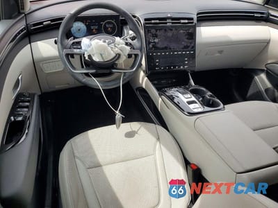 Zdjęcie 8 z 14 samochodu: 2023 HYUNDAI TUCSON LIMITED VIN:5NMJECAE0PH240502 - miniatura