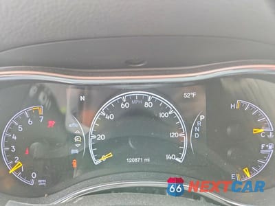 Zdjęcie 9 z 12 samochodu: 2020 JEEP GRAND CHEROKEE LAREDO VIN:1C4RJFAG3LC400124 - miniatura
