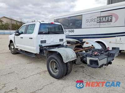 Drugie zdjęcie samochodu z przodu: 2024 FORD F350 SUPER DUTY TRUCK CAB AND CHASSIS VIN:1FT8W3DT3REE10699 - miniatura