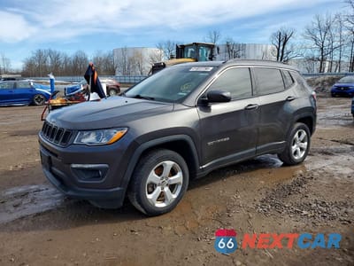 2018 JEEP COMPASS LATITUDE 3C4NJDBB3JT134952 - główne zdjęcie licytacji z USA - miniatura