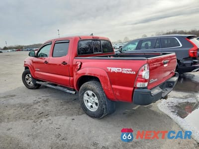 Drugie zdjęcie samochodu z przodu: 2015 TOYOTA TACOMA V6 VIN:3TMLU4EN7FM186283 - miniatura