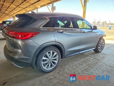 Trzecie zdjęcie samochodu z tyłu: 2019 INFINITI QX50 LUXE VIN:3PCAJ5M19KF133779 - miniatura