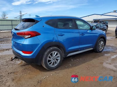 Trzecie zdjęcie samochodu z tyłu: 2017 HYUNDAI TUCSON SE PLUS VIN:KM8J3CA44HU482602 - miniatura