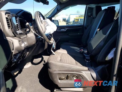 Zdjęcie 7 z 13 samochodu: 2024 GMC SIERRA K1500 SLE VIN:3GTPUBEK3RG228690 - miniatura