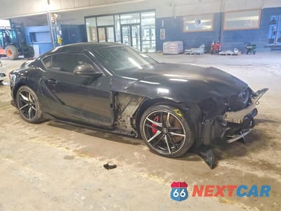 Czwarte zdjęcie samochodu z boku: 2020 TOYOTA GR SUPRA 3.0 PREMIUM VIN:WZ1DB4C0XLW032679 - miniatura