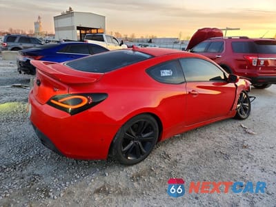 Trzecie zdjęcie samochodu z tyłu: 2010 HYUNDAI GENESIS COUPE 2.0T VIN:KMHHT6KD8AU003778 - miniatura
